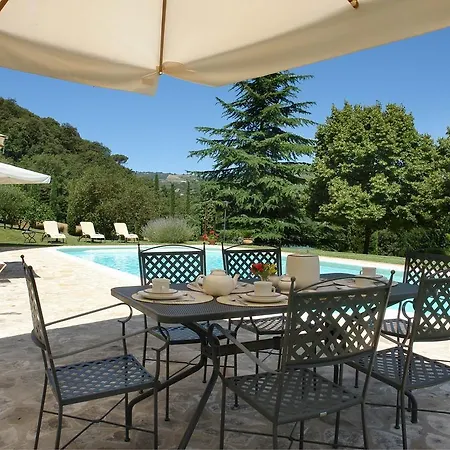 Casale Giovanna *