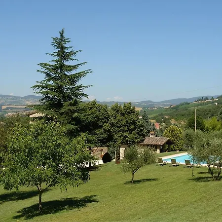 Casale Giovanna Willa Todi